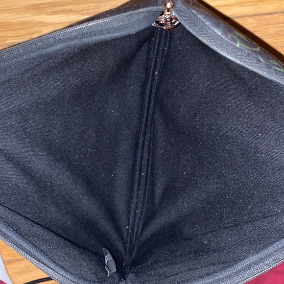 Ed Hardy Laptop Bag - Picture 4 of 8